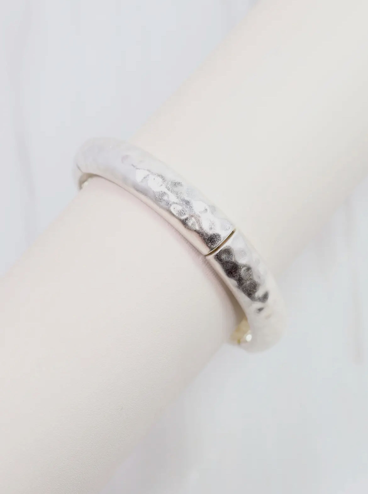 Hammered Stretch Bracelet Silver
