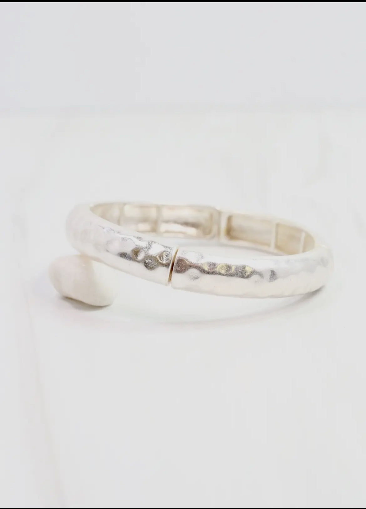 Hammered Stretch Bracelet Silver