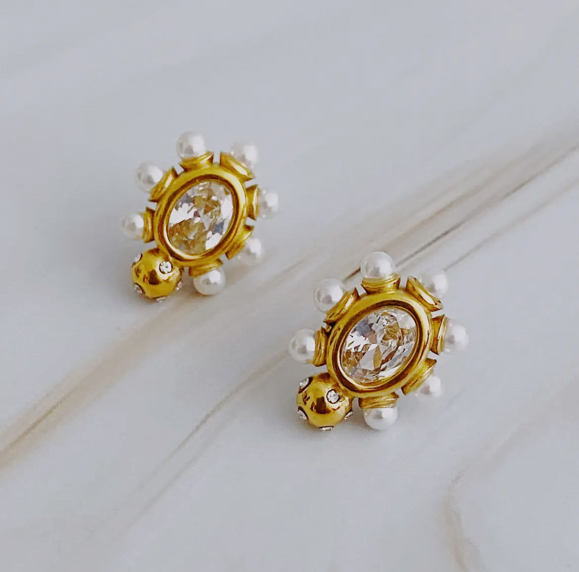 Yacht Studs